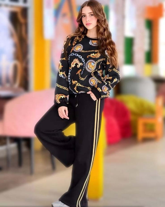 طقم شتوي نسائي أنيق بنقشات فاخرة – قطعتان